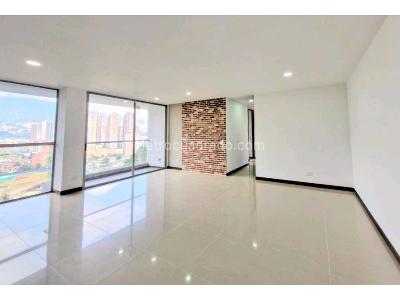 Apartamento de 3 alcobas en venta en Aves Maria, Sabaneta, 89 m² · foto 2 de 18