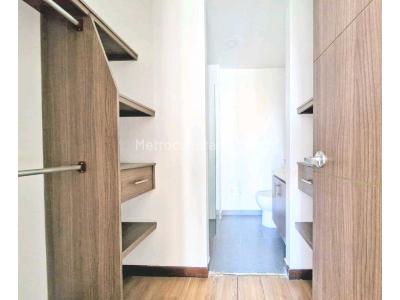 Apartamento de 3 alcobas en venta en Aves Maria, Sabaneta, 89 m² · foto 8 de 18