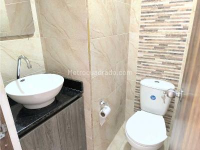 Apartamento de 3 alcobas en venta en Cristobal, Medellín, 82 m² · foto 6 de 10
