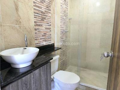 Apartamento de 3 alcobas en venta en Cristobal, Medellín, 82 m² · foto 10 de 10