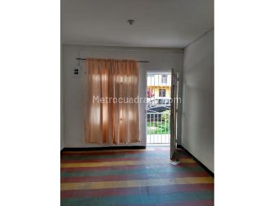 Apartamento en venta en Campo Valdes, Medellín · foto 4 de 20