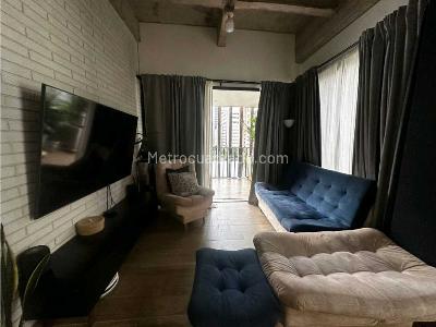 Apartamento de 2 alcobas en venta en Poblado Ciudad Del Rio, Medellín, 85 m² · foto 3 de 17