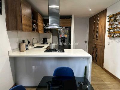 Apartamento de 2 alcobas en venta en Poblado Ciudad Del Rio, Medellín, 85 m² · foto 8 de 17