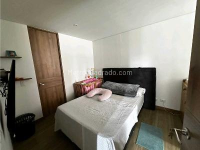 Apartamento de 2 alcobas en venta en Poblado Ciudad Del Rio, Medellín, 85 m² · foto 16 de 17