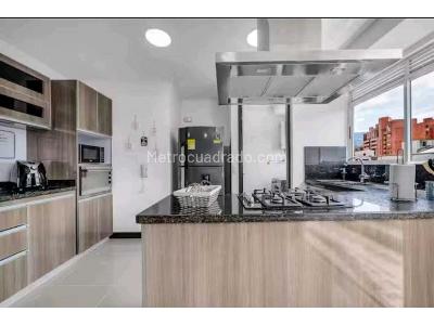 Apartamento en venta en Laureles En Medellin, Medellín · foto 3 de 10
