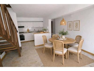 Apartamento de 3 alcobas en venta en Laureles, Medellín, 80 m² · foto 2 de 5