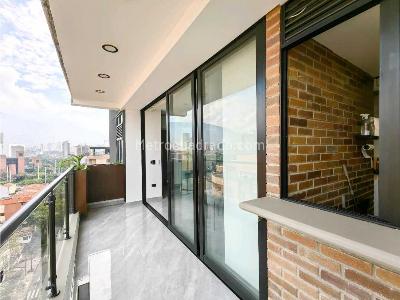 Apartamento de 2 alcobas en venta en Conquistadores, Medellín, 202 m² · foto 6 de 20