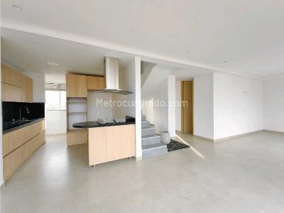 Apartamento de 3 alcobas en venta en Conquistadores, Medellín, 140 m² · foto 4 de 20