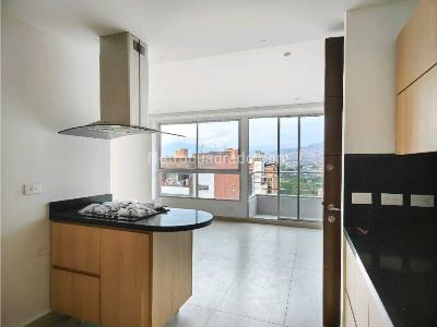 Apartamento de 3 alcobas en venta en Conquistadores, Medellín, 140 m² · foto 6 de 20