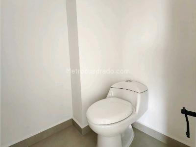 Apartamento de 3 alcobas en venta en Conquistadores, Medellín, 140 m² · foto 11 de 20