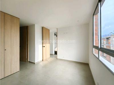 Apartamento de 3 alcobas en venta en Conquistadores, Medellín, 140 m² · foto 14 de 20