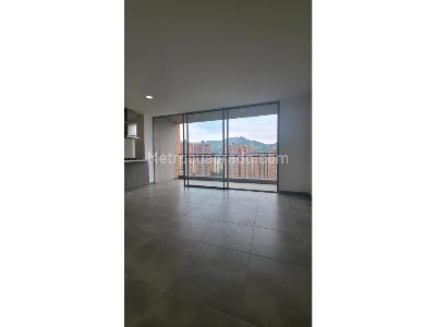 Apartamento de 3 alcobas en venta en Suramerica, Itagüí, 93 m² · foto 2 de 20