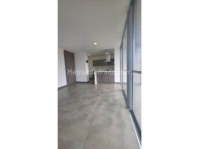 Apartamento de 3 alcobas en venta en Suramerica, Itagüí, 93 m² · foto 5 de 20