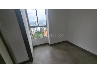 Apartamento de 3 alcobas en venta en Suramerica, Itagüí, 93 m² · foto 10 de 20