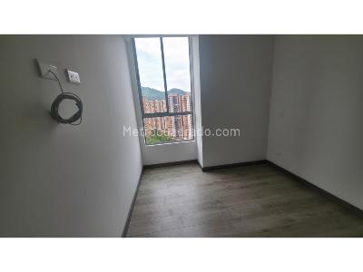 Apartamento de 3 alcobas en venta en Suramerica, Itagüí, 93 m² · foto 11 de 20