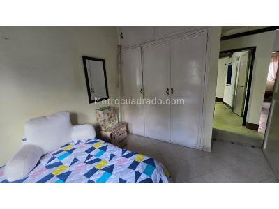 Casa de 5 alcobas en venta en Belen San Bernado, Medellín, 120 m² · foto 5 de 10