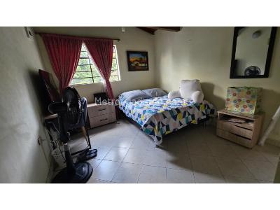 Casa de 5 alcobas en venta en Belen San Bernado, Medellín, 120 m² · foto 6 de 10