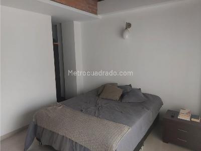Casa de 4 alcobas en venta en Loma De San Jose, Sabaneta, 364 m² · foto 3 de 20