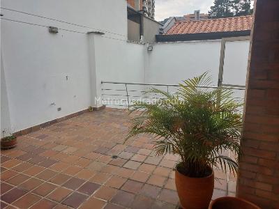 Casa de 4 alcobas en venta en Loma De San Jose, Sabaneta, 364 m² · foto 19 de 20