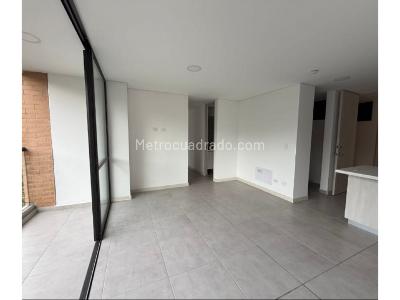 Apartamento en venta en Los Colores, Medellín · foto 4 de 18