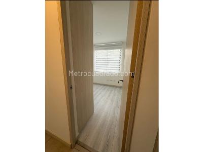 Apartamento en venta en Los Colores, Medellín · foto 13 de 18