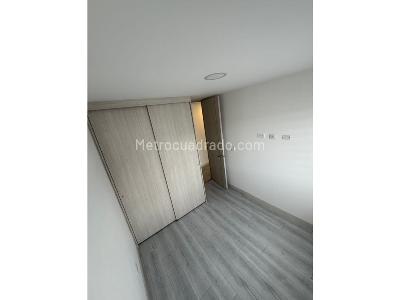 Apartamento en venta en Los Colores, Medellín · foto 15 de 18