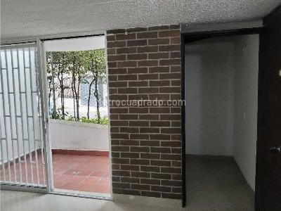 Casa de 3 alcobas en venta en Itagui/ Sector Suramerica, Itagüí, 91 m² · foto 4 de 17