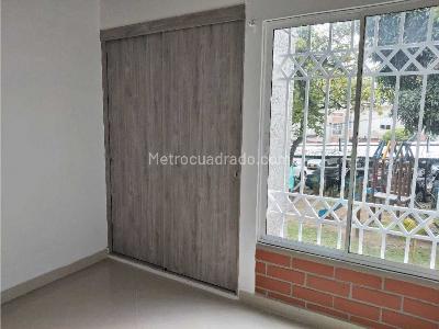 Casa de 3 alcobas en venta en Itagui/ Sector Suramerica, Itagüí, 91 m² · foto 10 de 17