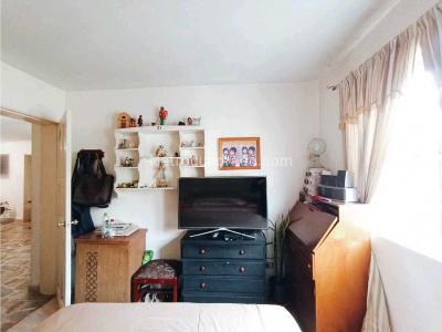 Casa de 3 alcobas en venta en Laureles En La Comuna 11 De Medellin, Medellín, 174 m² · foto 9 de 12