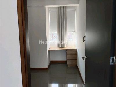 Apartamento en venta en Laureles En Medellin, Medellín · foto 15 de 17
