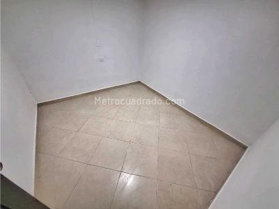 Casa de 4 alcobas en venta en Belen San Bernardo En La Comuna 16 Medellin, Medellín, 111 m² · foto 4 de 11