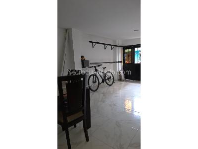 Apartamento en venta en Belen San Bernardo, Medellín · foto 2 de 17