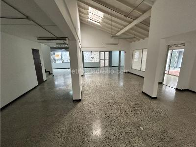 Casa de 5 alcobas en venta en Patio Bonito, Medellín, 537 m² · foto 6 de 8