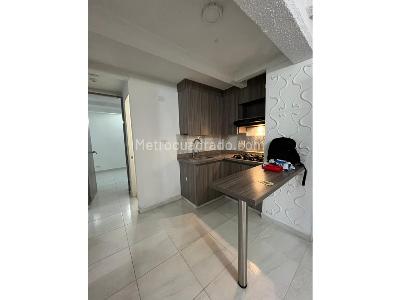 Apartamento de 3 alcobas en venta en Robledo Pajarito, Medellín, 47 m² · foto 4 de 12