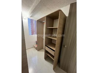Apartamento de 3 alcobas en venta en Robledo Pajarito, Medellín, 47 m² · foto 9 de 12