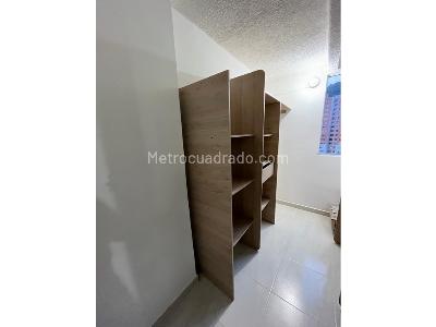 Apartamento de 3 alcobas en venta en Robledo Pajarito, Medellín, 47 m² · foto 10 de 12