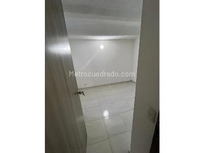 Apartamento de 3 alcobas en venta en Robledo Pajarito, Medellín, 47 m² · foto 12 de 12