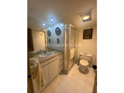 Apartamento de 3 alcobas en venta en Laureles En La Comuna 11 De Medellin, Medellín, 118 m² · foto 13 de 20