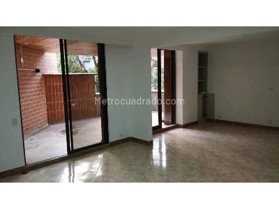 Apartamento en venta en Laureles En Medellin, Medellín · foto 4 de 20