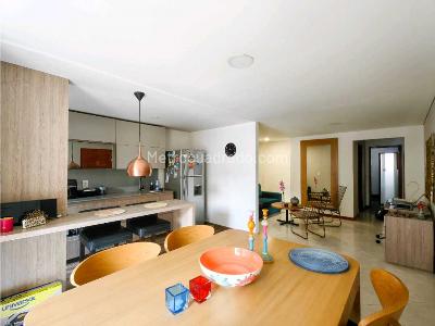 Apartamento de 2 alcobas en venta en Conquistadores, Medellín, 79 m² · foto 10 de 20