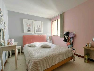 Apartamento de 2 alcobas en venta en Conquistadores, Medellín, 79 m² · foto 13 de 20
