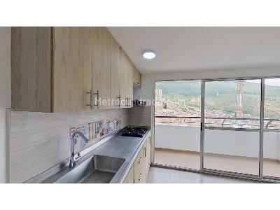 Apartamento de 3 alcobas en venta en San Gabriel, Bello, 51 m² · foto 2 de 20