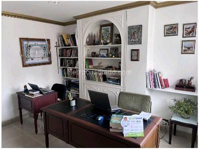 Apartamento de 3 alcobas en venta en El Poblado, Medellín, 207 m² · foto 8 de 20