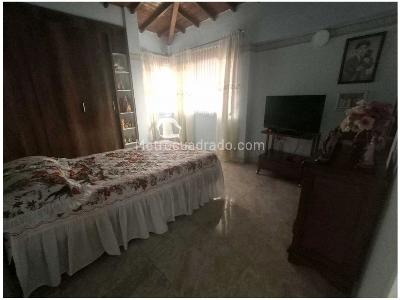 Apartamento de 3 alcobas en venta en Calasanz Parte Baja, Medellín, 139 m² · foto 11 de 20