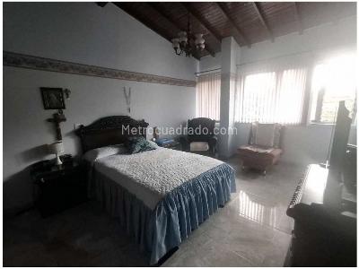Apartamento de 3 alcobas en venta en Calasanz Parte Baja, Medellín, 139 m² · foto 18 de 20