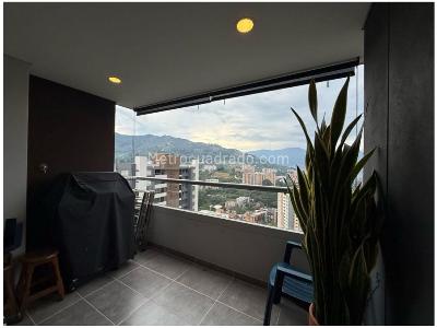 Apartamento de 3 alcobas en venta en El Chingui, Envigado, 84 m² · foto 2 de 19