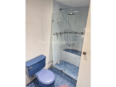 Apartamento de 4 alcobas en venta en Poblado Patio Bonito, Medellín, 118 m² · foto 11 de 13