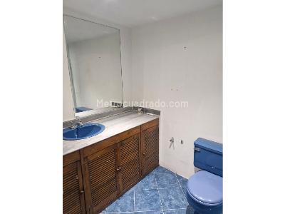 Apartamento de 4 alcobas en venta en Poblado Patio Bonito, Medellín, 118 m² · foto 12 de 13