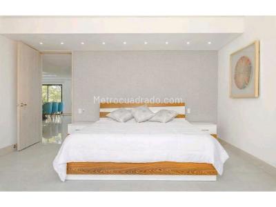 Apartamento de 3 alcobas en venta en Milla De Oro, Medellín, 245 m² · foto 11 de 16