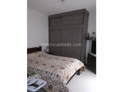 Casa de 3 alcobas en venta en San Javier, Medellín, 97 m² · foto 4 de 8